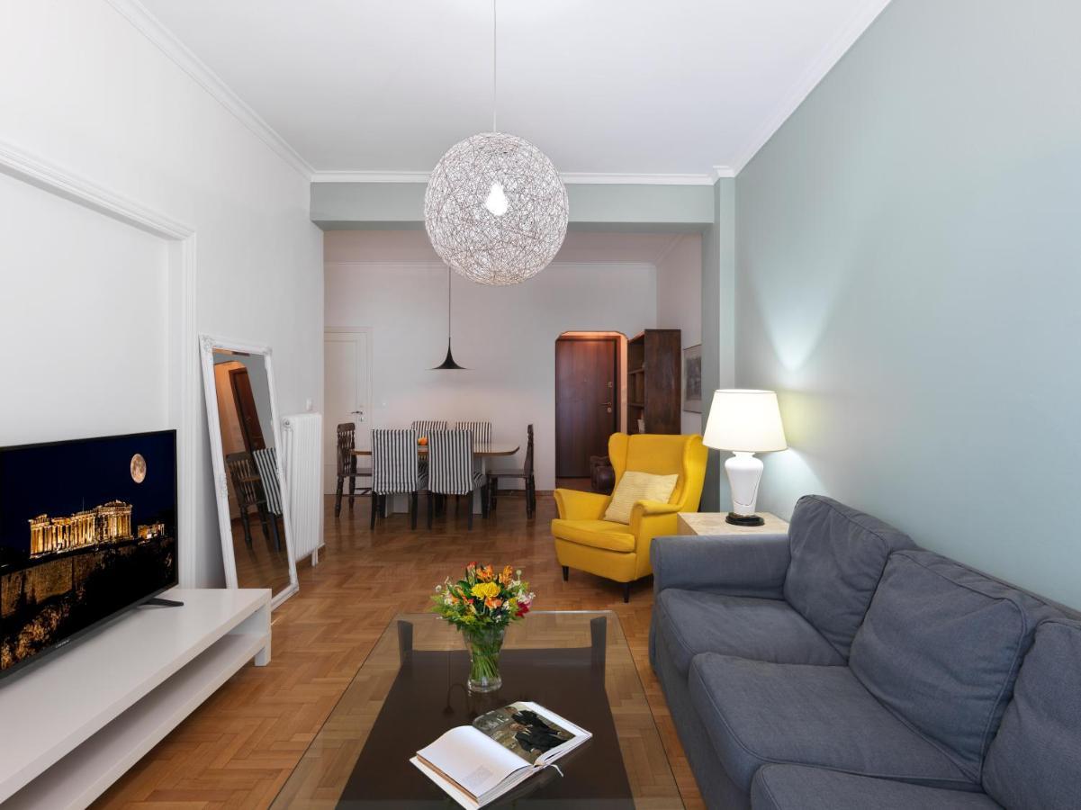Spacious City Center Apartment Атина Екстериор снимка
